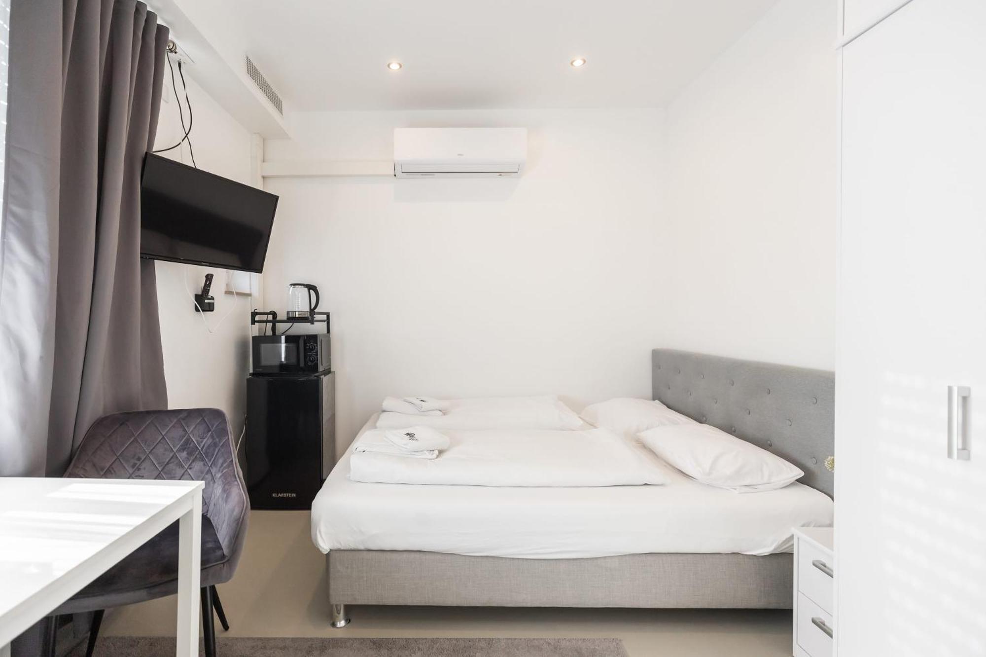 Staystay Guesthouse I 24 Hours Check-In Nürnberg Szoba fotó